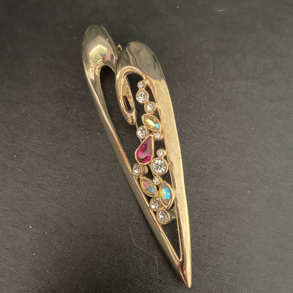 Vintage Lady Remington Gold Heart Brooch with Gem Accents